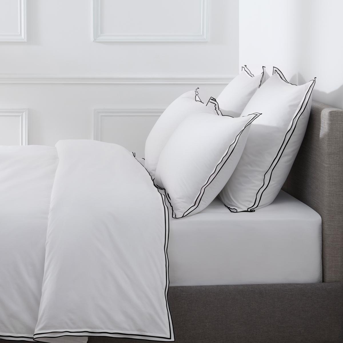 Duvet cover PURE WHITE percale washede white - finish black