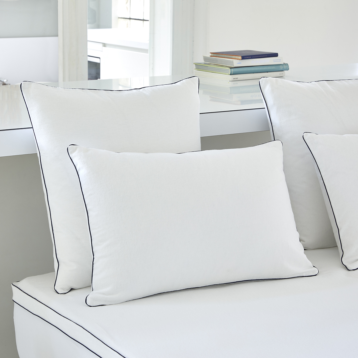 Pillow protector Bonifacio