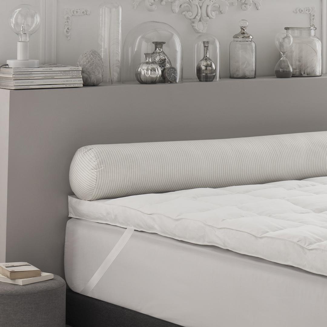 Bolster Armor - 100% feathers - FIRM